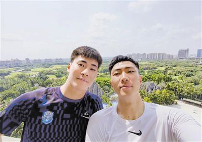 亚洲成年人